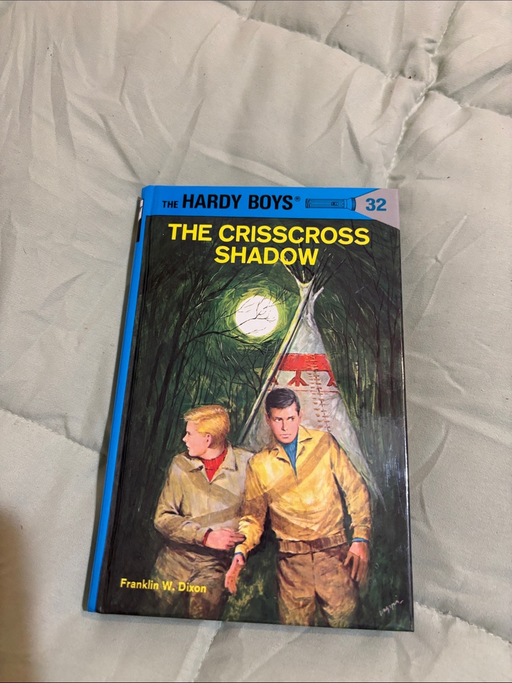 The Hardy Boys "The Crisscross Shadow" #32. Vintage Hardback - Blue, Yellow